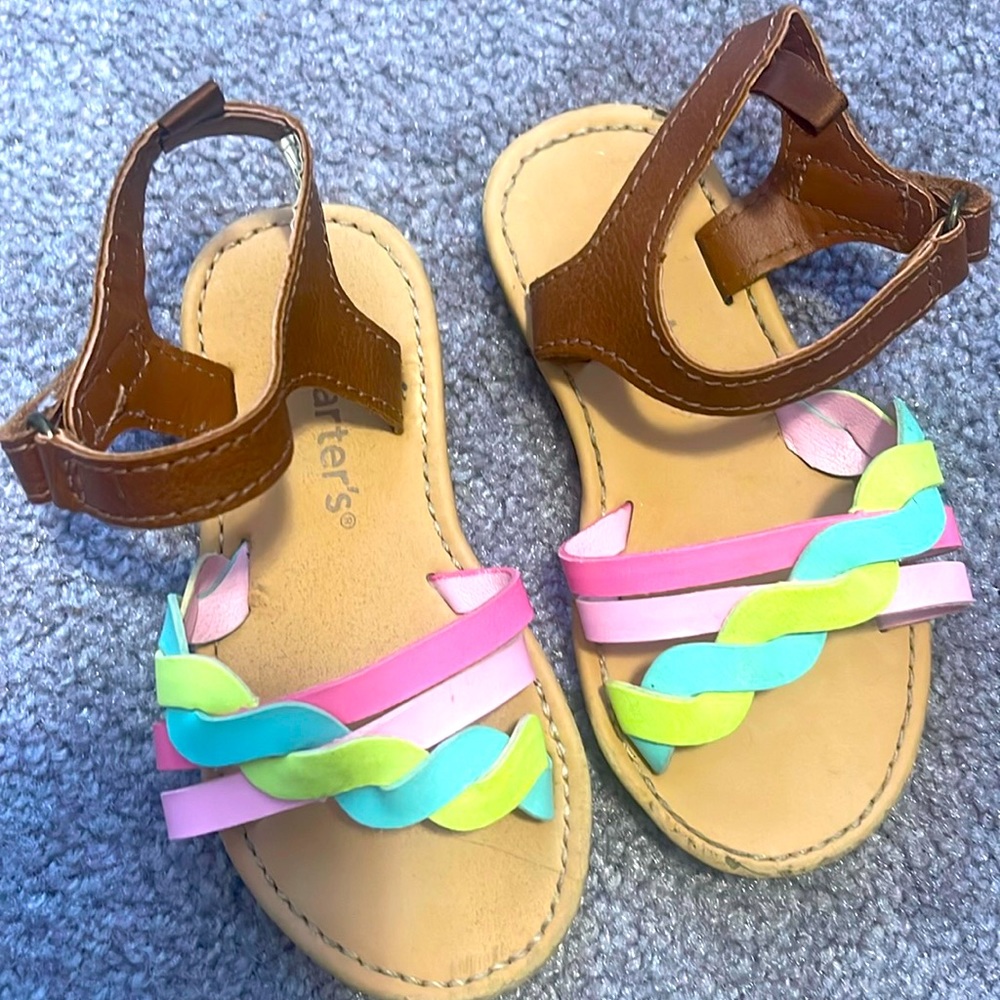 Carter’s size 6 sandals